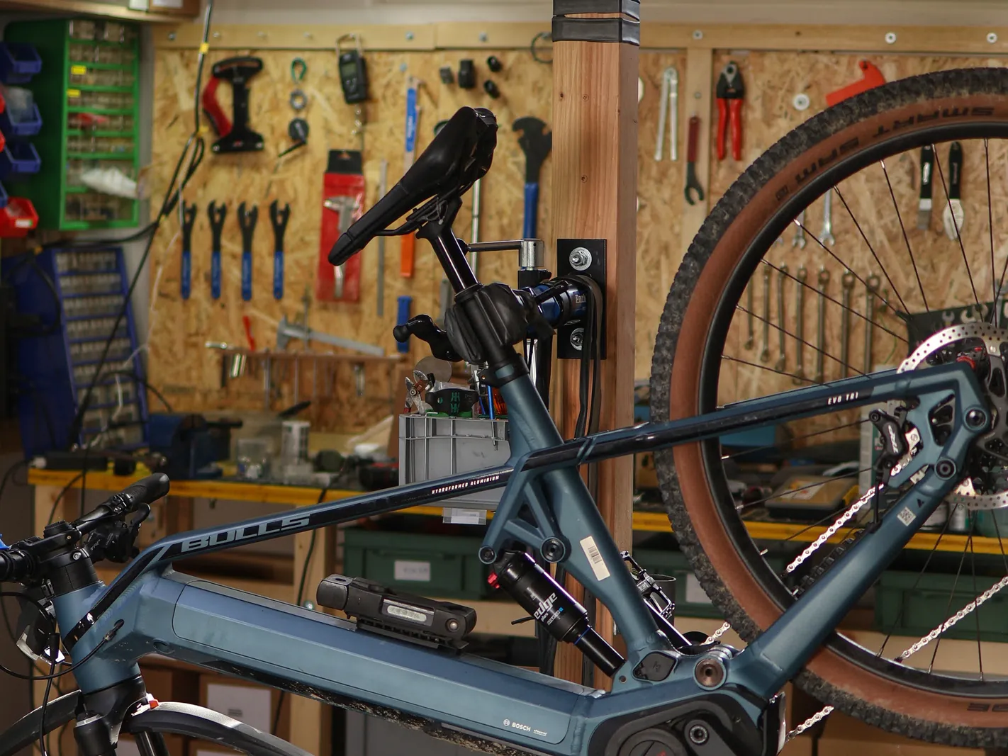 BULLS E-Mountainbike in der LUIGIVELO Velowerkstatt in St. Gallen